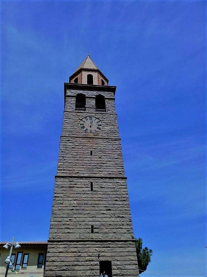 B&B Il Rifugio Del Lupo - E6721 Paringianu Luaran gambar